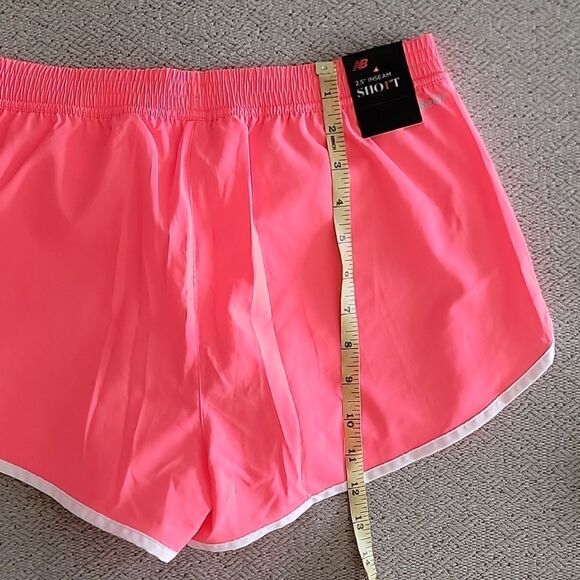 New Balance Accelerate Flouresent Pink 2.5" Running Athletic Shorts - Size Small - Picture 8 of 11
